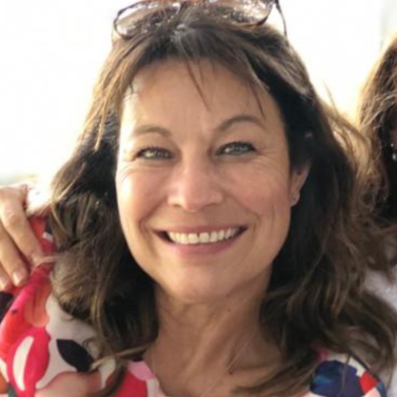 Meet your Posher, Sylvia - Picture 1 of 3